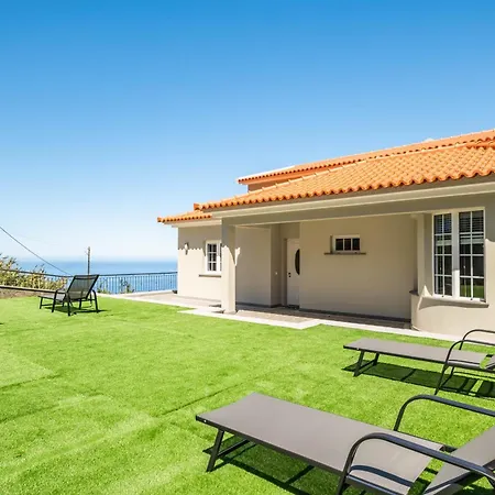 Feriehus Ocean Skyline Arco da Calheta (Madeira)