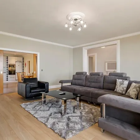 Ocean Skyline Arco da Calheta (Madeira)