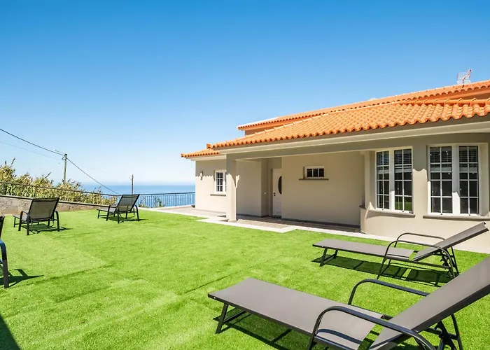 Tatil Evi Ocean Skyline Arco da Calheta (Madeira)