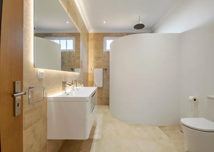 Tatil Evi Ocean Skyline Arco da Calheta (Madeira)